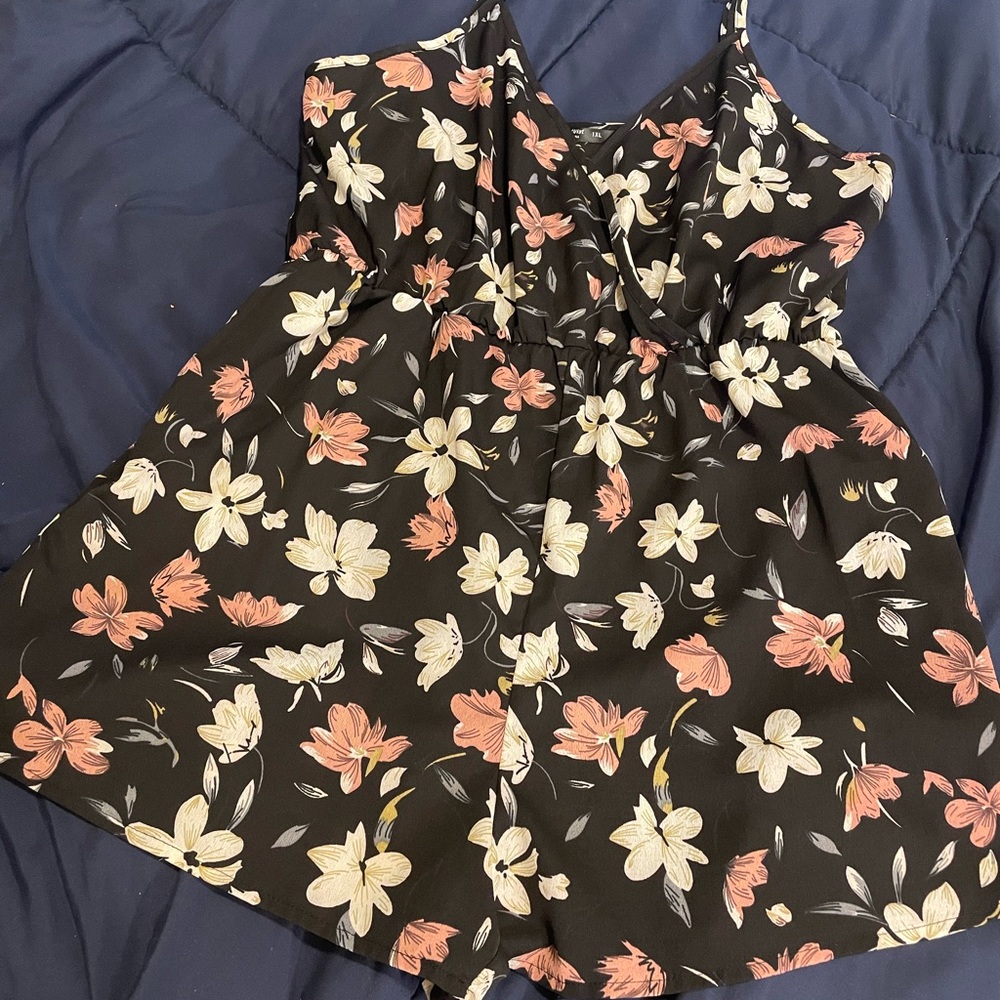 Romper - Picture 3 of 3